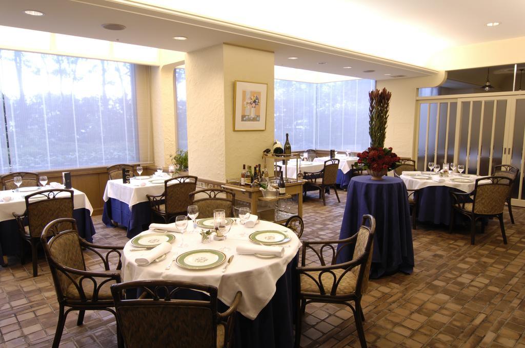 Royal Oak Hotel Spa & Gardens أوتسو المظهر الخارجي الصورة