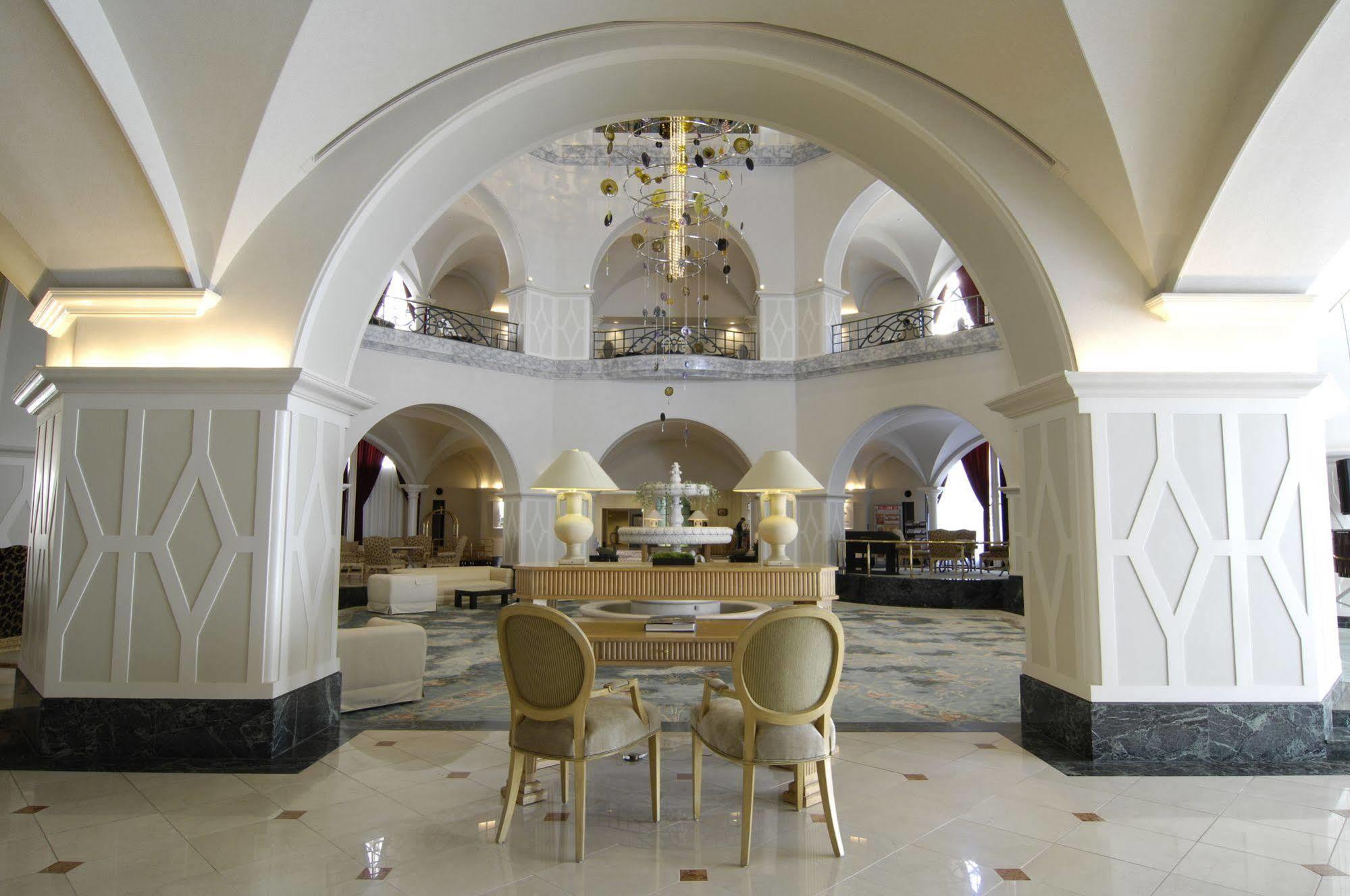 Royal Oak Hotel Spa & Gardens أوتسو المظهر الخارجي الصورة